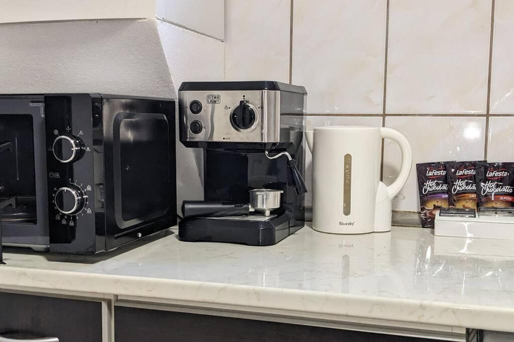 Cosy One Bedroom Flat With Free Parking & Wifi Cluj-Napoca Extérieur photo